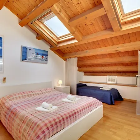 Lagoon Apartment-2